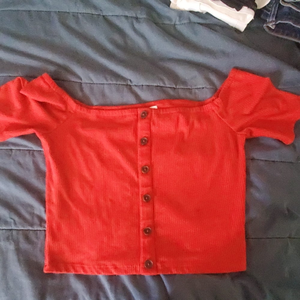 Crop top